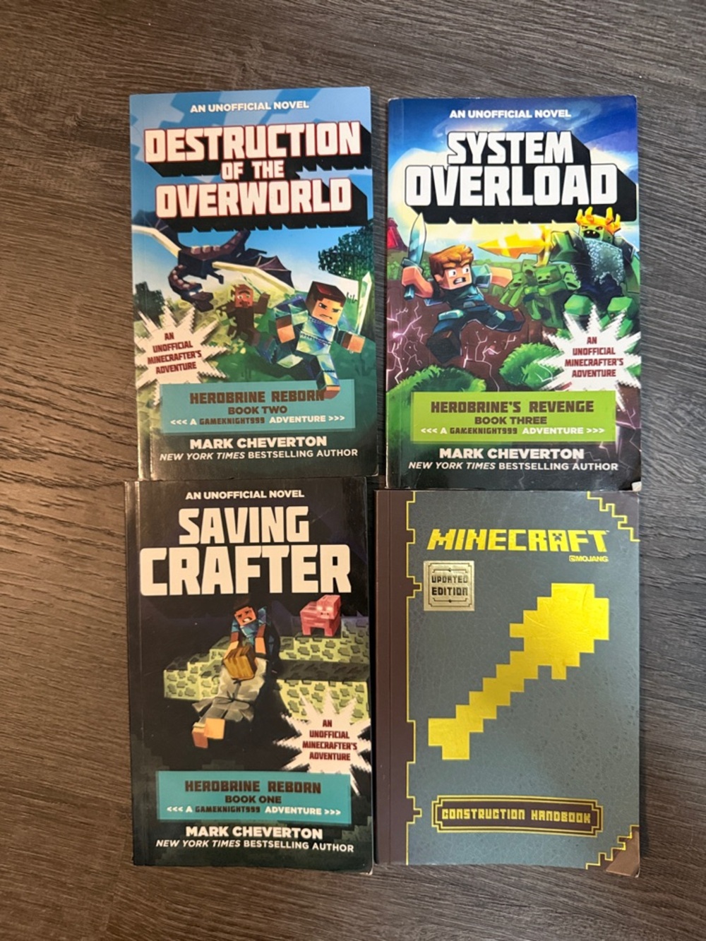 Minecraft Book Bundle - 4 Minecraft books